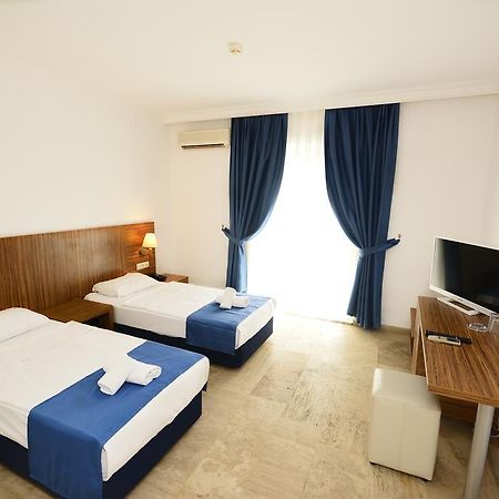 Club Blue White All Inclusive 图尔古特雷斯 外观 照片