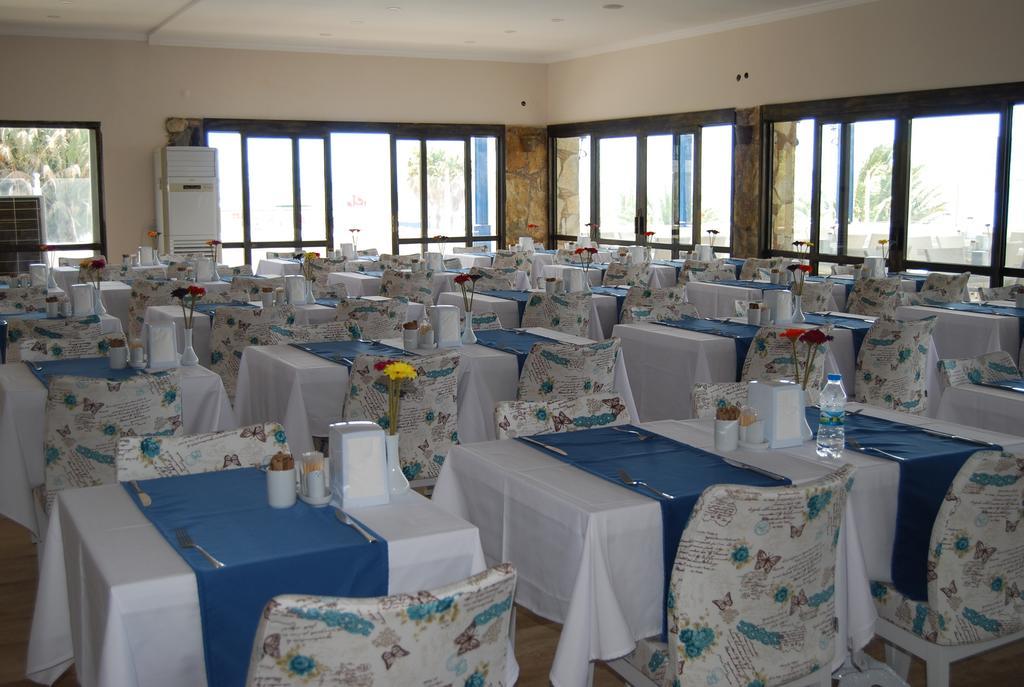 Club Blue White All Inclusive 图尔古特雷斯 外观 照片